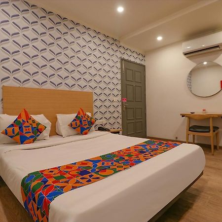 Fabhotel Chattarpur Enclave Nova Deli Exterior foto