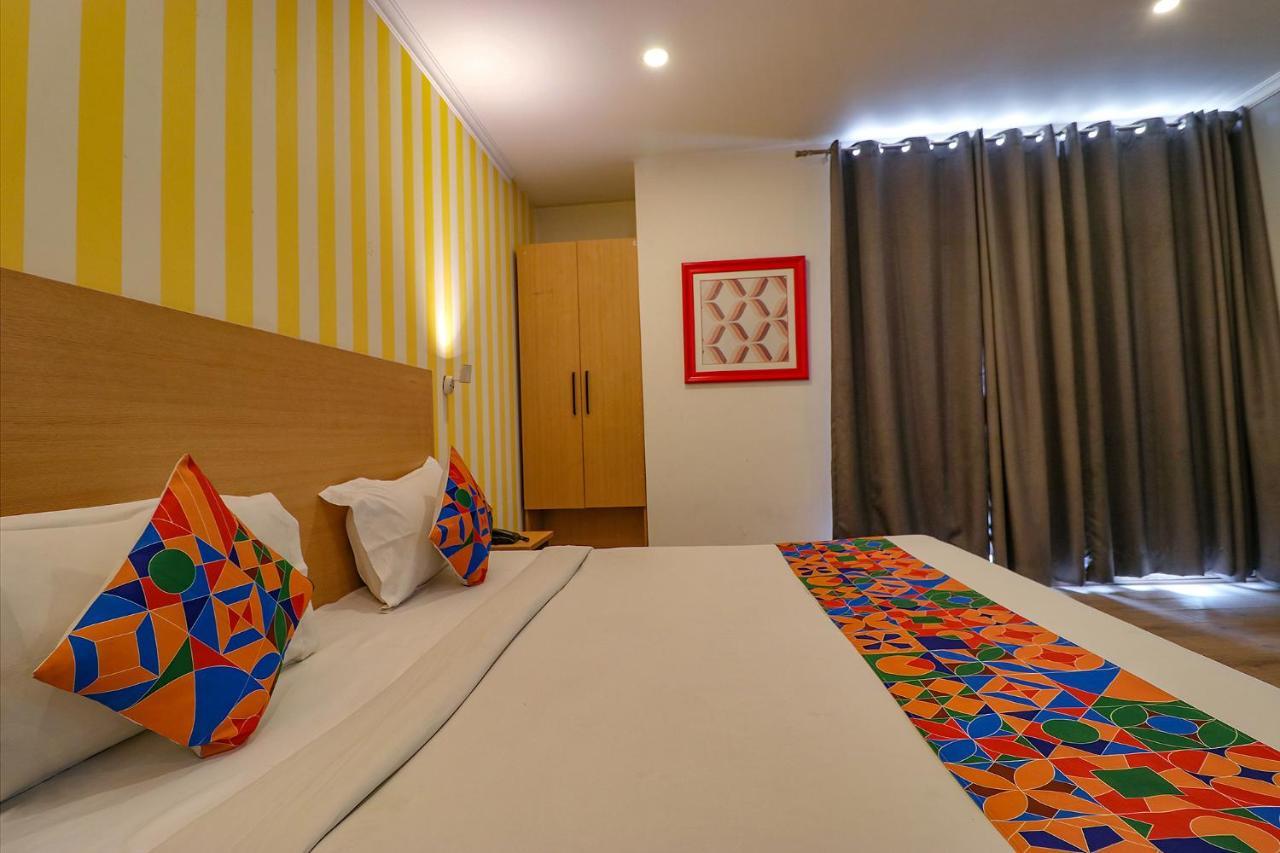 Fabhotel Chattarpur Enclave Nova Deli Exterior foto